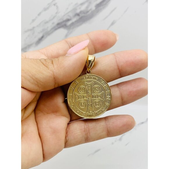 10k gold pendant medallion Saint Benedict  ✨ San Benito Medalla - Picture 2 of 4